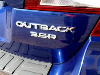 2017 SUBARU OUTBACK
