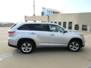 2015 TOYOTA HIGHLANDER