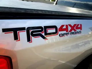 2016 TOYOTA TUNDRA CREWMAX