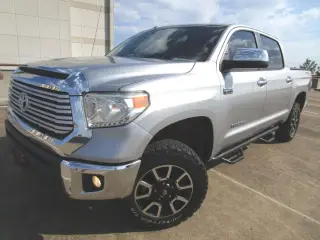 2016 TOYOTA TUNDRA CREWMAX