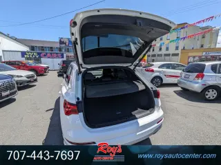 2021 Audi Q3 quattro Premium 40 TFSI