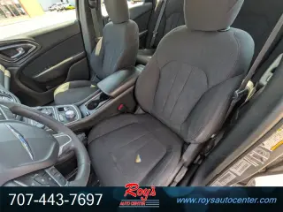 2016 Chrysler 200 Series Limited 4-Door Sedan