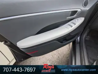 2023 Hyundai SONATA SE