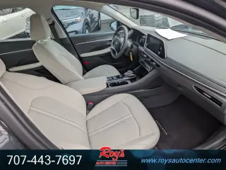 2023 Hyundai SONATA SE