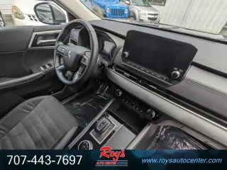 2023 Mitsubishi Outlander SE