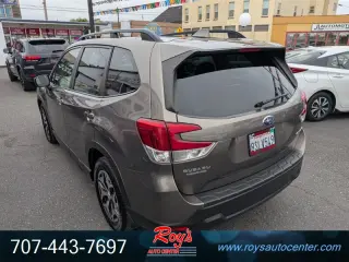 2020 Subaru Forester Premium 4-Door Wagon