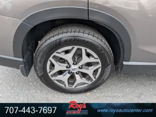 2020 Subaru Forester Premium 4-Door Wagon