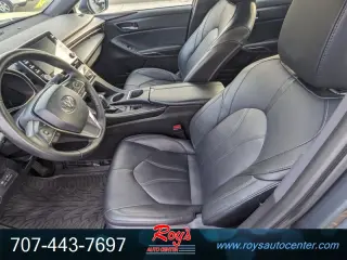 2021 Toyota Avalon XLE