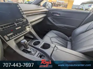2021 Toyota Avalon XLE