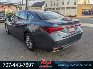 2021 Toyota Avalon XLE