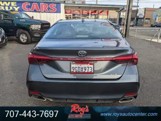 2021 Toyota Avalon XLE