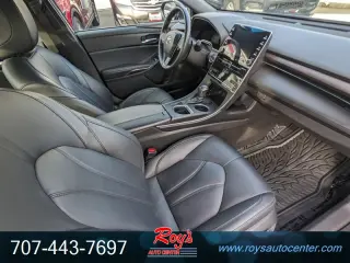 2021 Toyota Avalon XLE