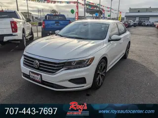 2022 Volkswagen Passat SE