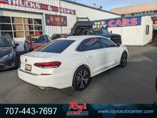 2022 Volkswagen Passat SE