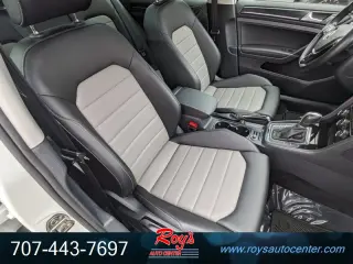 2017 Volkswagen Golf SportWagen TSI SEL 4-Door Wagon