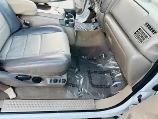 2004 Ford Excursion Eddie Bauer