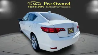 2014 Acura ILX 2.0L 4-Door Sedan
