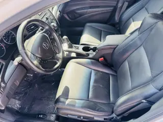 2014 Acura ILX 2.0L 4-Door Sedan