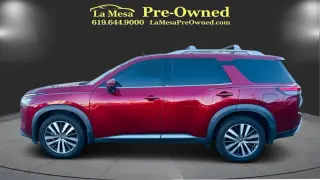 2022 Nissan Pathfinder Platinum