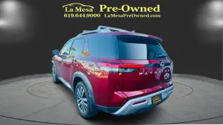 2022 Nissan Pathfinder Platinum