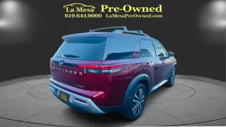 2022 Nissan Pathfinder Platinum