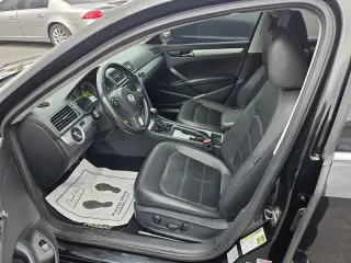 2013 Volkswagen Passat SE PZEV