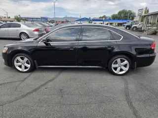 2013 Volkswagen Passat SE PZEV