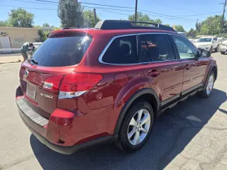 2014 Subaru Outback 2.5i Limited 4-Door Wagon