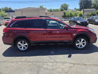 2014 Subaru Outback 2.5i Limited 4-Door Wagon