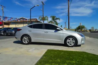 2019 Hyundai Elantra