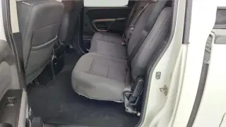2015 Nissan TITAN SV