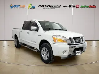 2015 Nissan TITAN SV