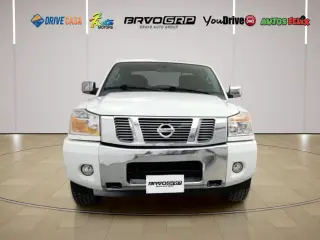 2015 Nissan TITAN SV