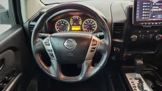 2015 Nissan TITAN SV