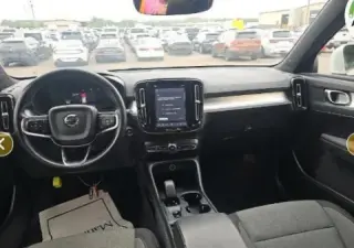 2024 Volvo XC40
