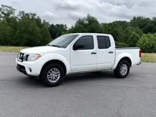2019 NISSAN FRONTIER S