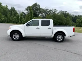 2019 NISSAN FRONTIER S