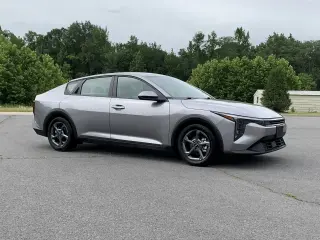 2025 KIA K4 LX