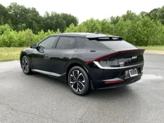 2022 KIA EV6 LIGHT