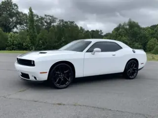 2020 DODGE CHALLENGER SXT