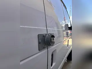 2006 Ford E-250