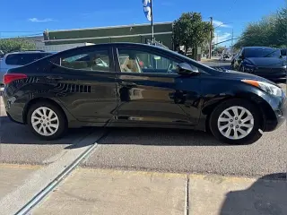 2012 Hyundai Elantra