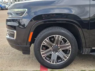 Jeep Wagoneer L 2024 4x2 Series II 4dr SUV