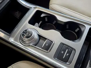 Ford Edge 2022 AWD Titanium 4dr Crossover