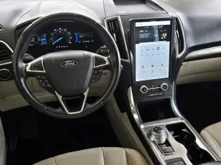 Ford Edge 2022 AWD Titanium 4dr Crossover