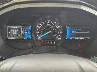 Ford Edge 2022 AWD Titanium 4dr Crossover