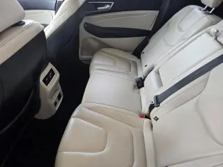 Ford Edge 2022 AWD Titanium 4dr Crossover