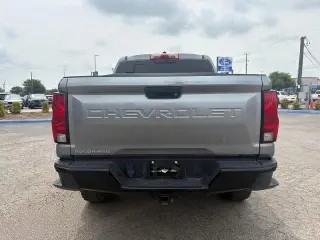 Chevrolet Colorado 2023 4x4 Work Truck 4dr Crew Cab 5 ft. SB