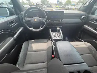 Chevrolet Colorado 2023 4x4 Work Truck 4dr Crew Cab 5 ft. SB
