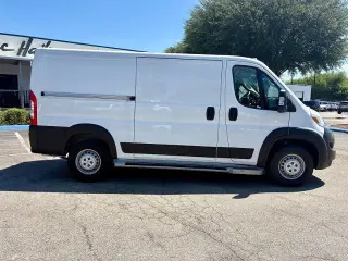 Ram ProMaster 2025 Tradesman 2500 136 WB 3dr Low Roof Cargo Van w/o Passenger Seat